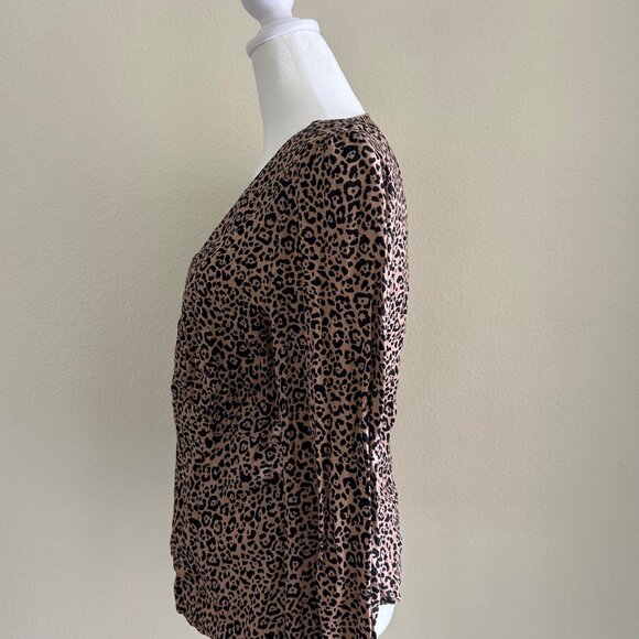 Reformation Nell Top SZXL Cheetah Print Deep V-neck Long Sleeves Button Down - Picture 2 of 8